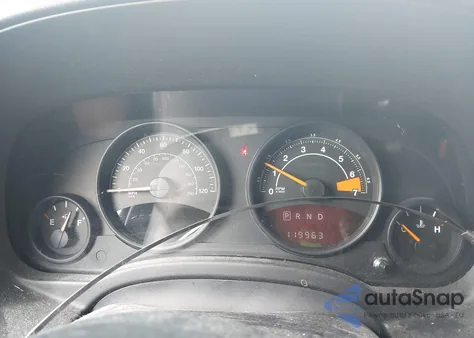 2014 Jeep Patriot Latitude z USA, uszkodzony, nr VIN 1C4NJRFB4ED734706